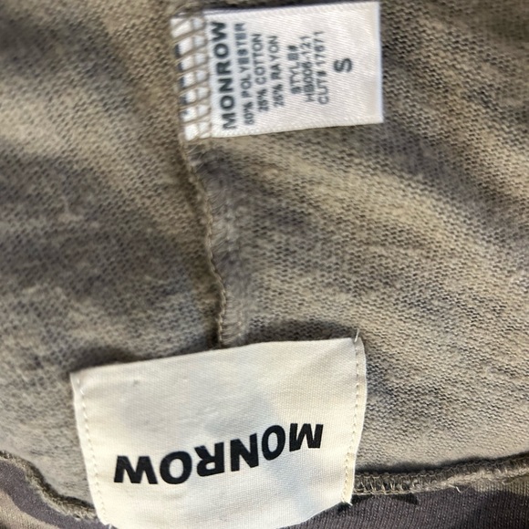 Monrow camo stars drawstring elastic bottom sweatpants - Picture 3 of 3